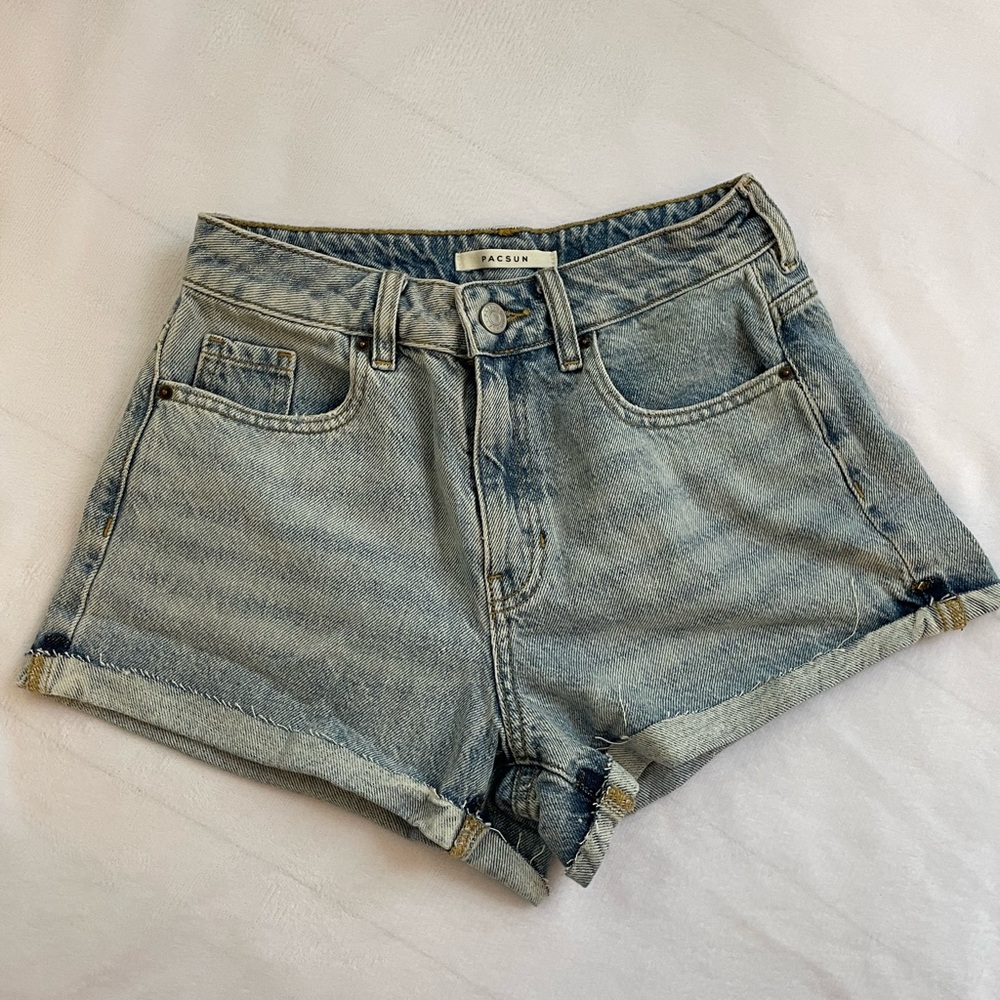 Pacsun mom short